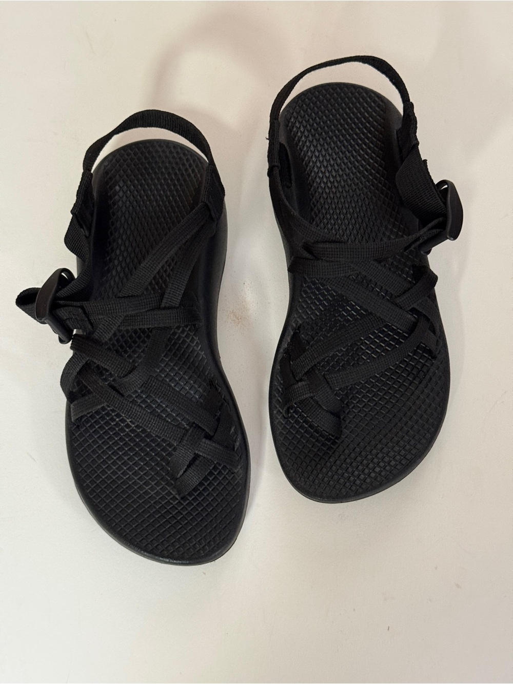 Chaco Women’s Black Strappy Outdoor Sandals Size 7